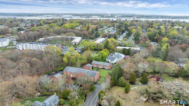 111 Niles Hill Road E, New London, CT 06320