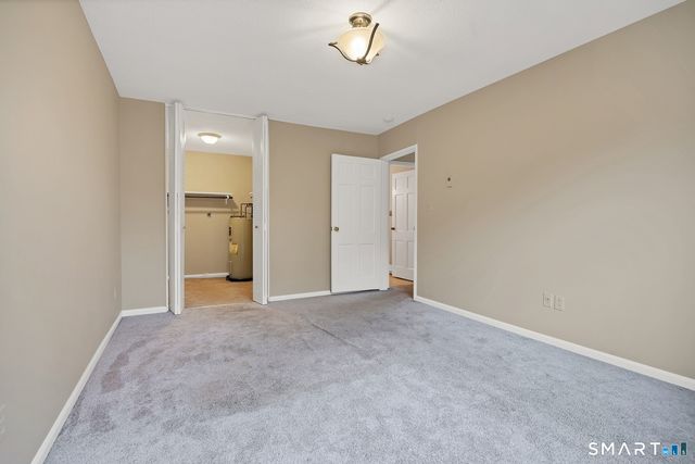 111 Niles Hill Road E, New London, CT 06320