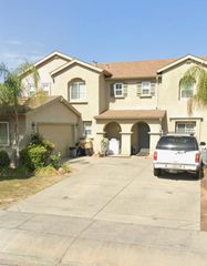 2111 N Forestiere Avenue, Fresno, CA 93722
