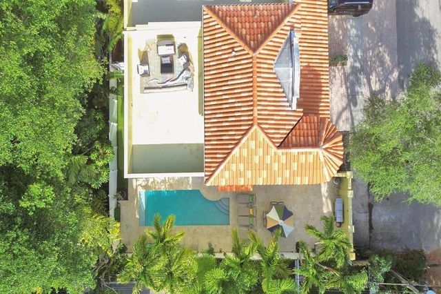 1411 NE 7th Street, Fort Lauderdale, FL 33304