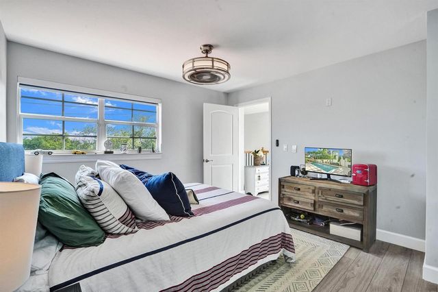 1411 NE 7th Street, Fort Lauderdale, FL 33304