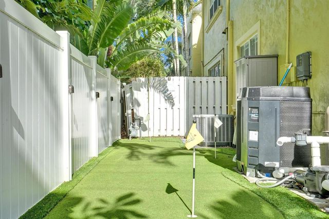 1411 NE 7th Street, Fort Lauderdale, FL 33304