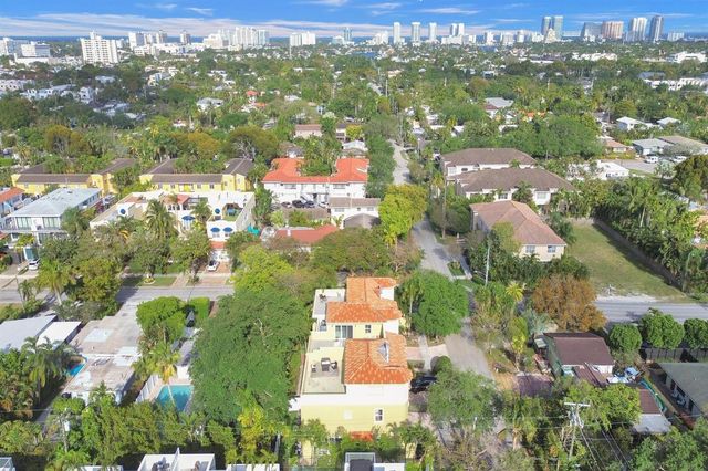 1411 NE 7th Street, Fort Lauderdale, FL 33304