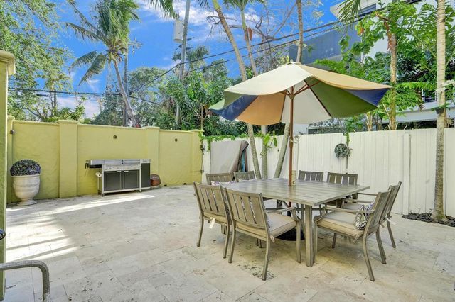 1411 NE 7th Street, Fort Lauderdale, FL 33304