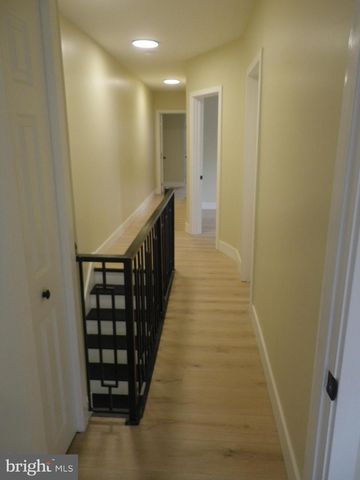 1114 LANGHAM AVE, Camden, NJ 08103