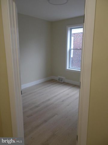 1114 LANGHAM AVE, Camden, NJ 08103