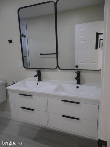 1114 LANGHAM AVE, Camden, NJ 08103