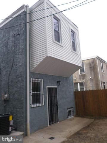 1114 LANGHAM AVE, Camden, NJ 08103