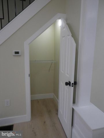 1114 LANGHAM AVE, Camden, NJ 08103