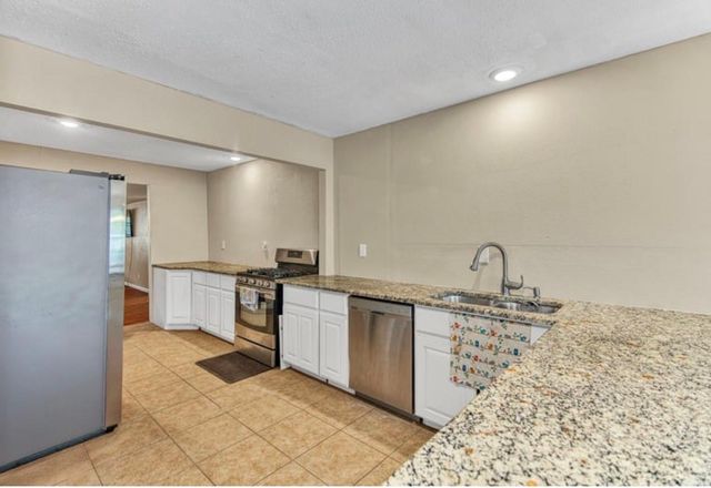 4008 Trent Road, Huffman, TX 77336