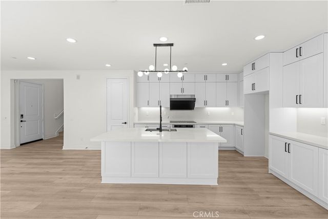 8606 Mission Dr, Rosemead, CA 91770