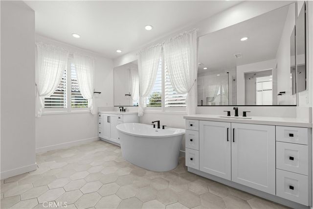 8606 Mission Dr, Rosemead, CA 91770