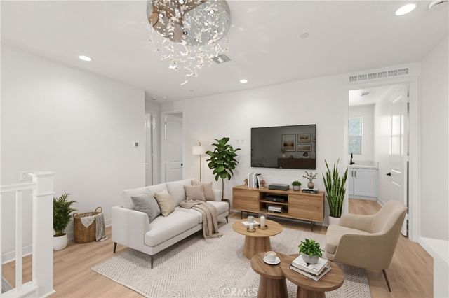 8606 Mission Dr, Rosemead, CA 91770