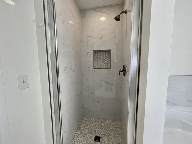 8318 Oak Knoll Dr, Brentwood, TN 37027