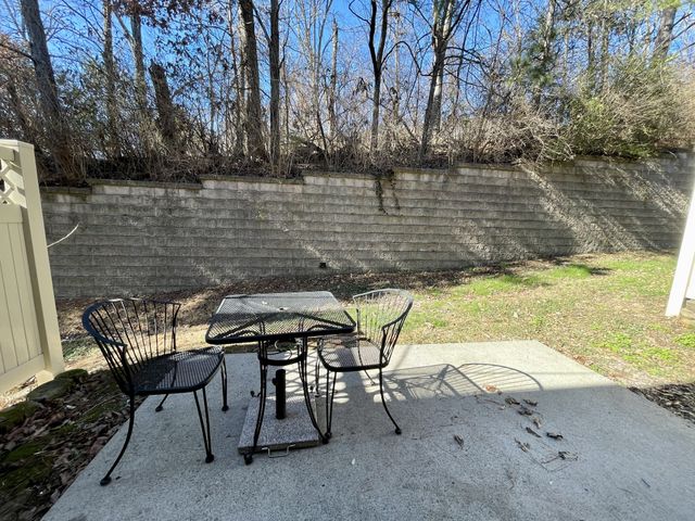 8318 Oak Knoll Dr, Brentwood, TN 37027