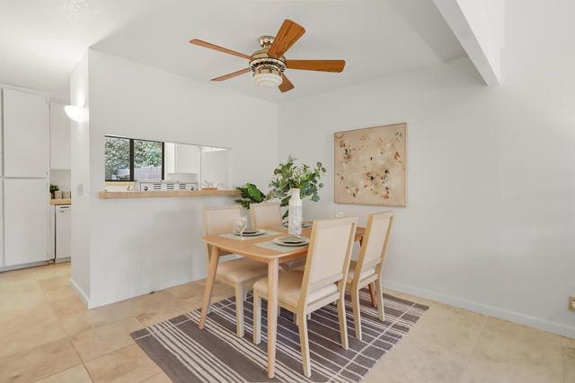 2526 Overhill Ln, Davis, CA 95616