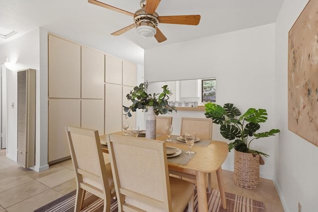 2526 Overhill Ln, Davis, CA 95616