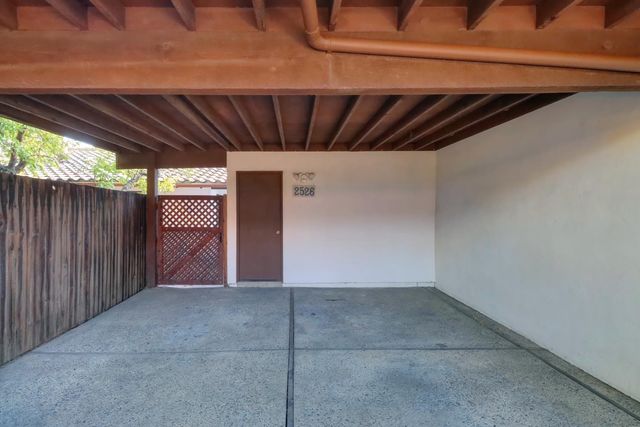 2526 Overhill Ln, Davis, CA 95616