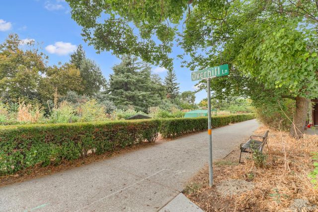 2526 Overhill Ln, Davis, CA 95616