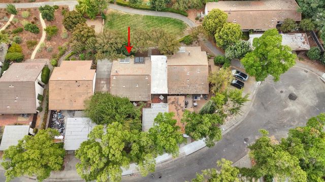 2526 Overhill Ln, Davis, CA 95616