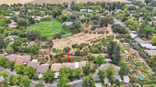 2526 Overhill Ln, Davis, CA 95616