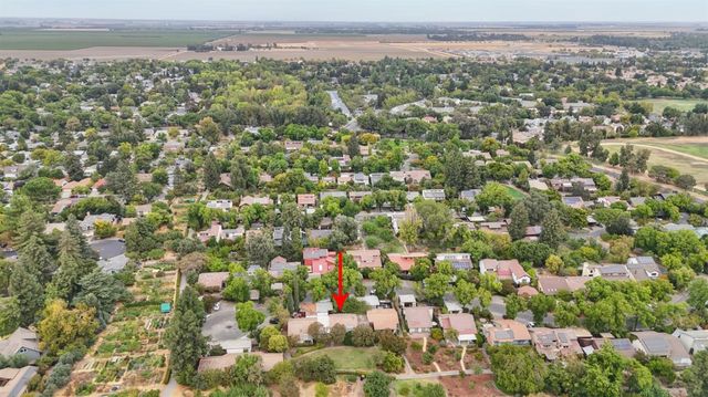 2526 Overhill Ln, Davis, CA 95616