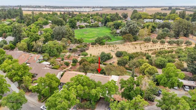 2526 Overhill Ln, Davis, CA 95616