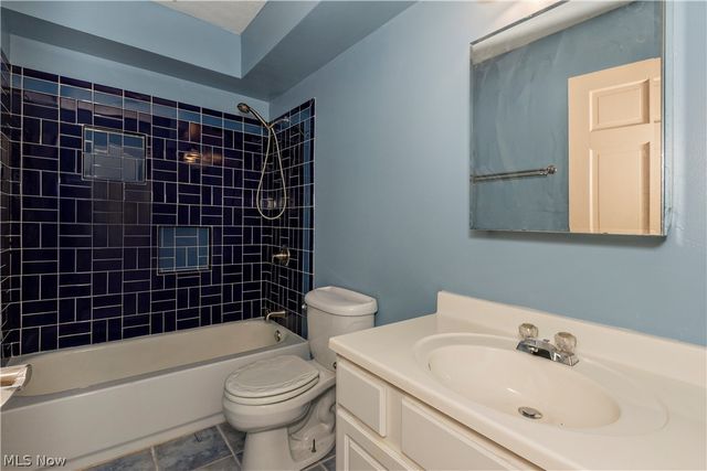6205 River Road, Madison, OH 44057