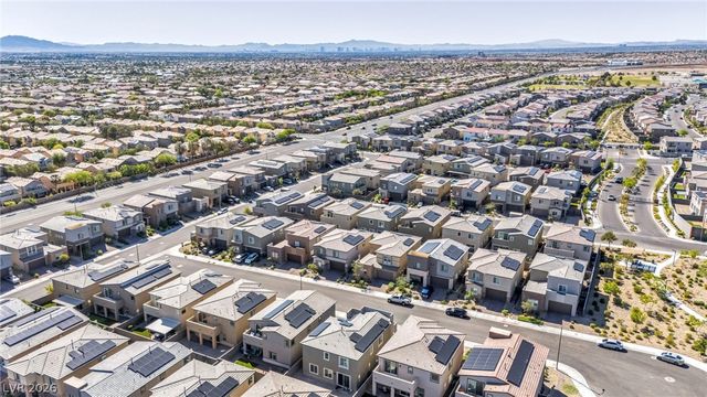 9250 Alden Pointe Court, Las Vegas, NV 89143