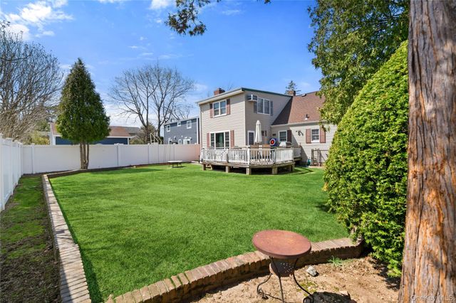 146 Ontario Avenue, Massapequa, NY 11758