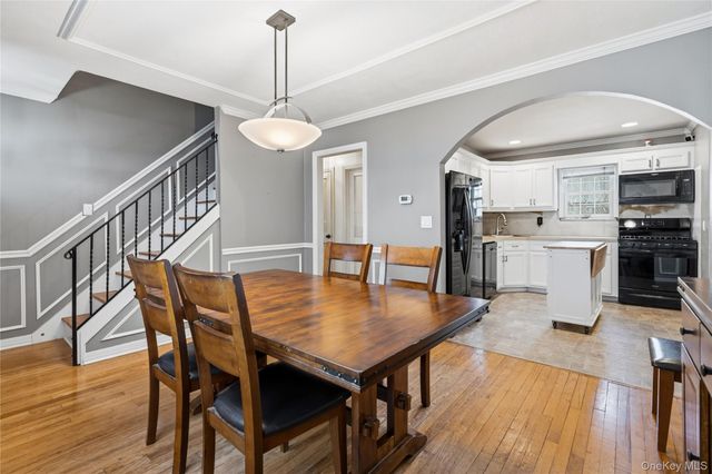 146 Ontario Avenue, Massapequa, NY 11758