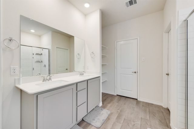 11215 Hawks Landing Drive, Aubrey, TX 76227