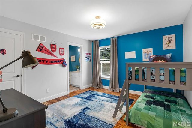 2922 Christopher Drive, St Louis, MO 63129