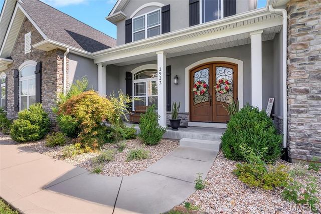 2922 Christopher Drive, St Louis, MO 63129