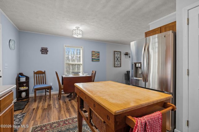 585 Roberts Road, Newport, NC 28570