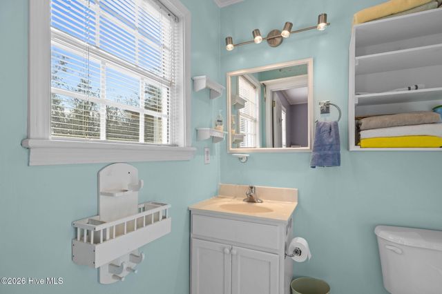 585 Roberts Road, Newport, NC 28570