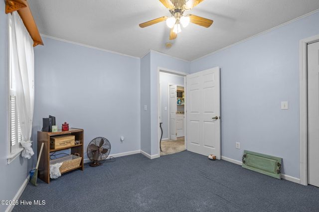 585 Roberts Road, Newport, NC 28570