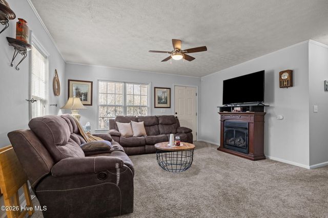 585 Roberts Road, Newport, NC 28570