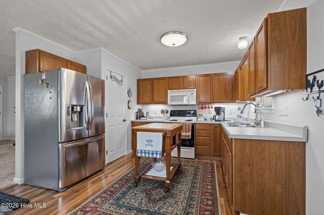 585 Roberts Road, Newport, NC 28570