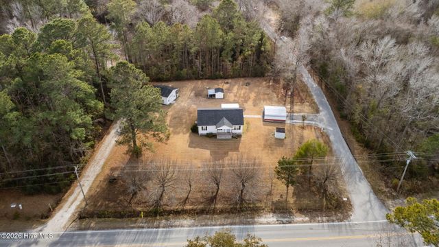585 Roberts Road, Newport, NC 28570