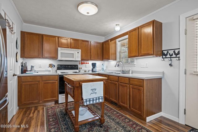 585 Roberts Road, Newport, NC 28570