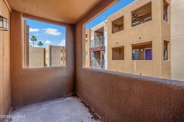 1810 E Blacklidge Dr Apt 610, Tucson, AZ 85719