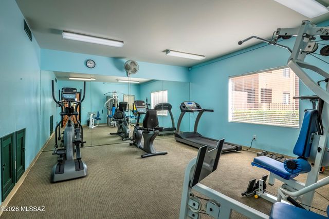 1810 E Blacklidge Dr Apt 610, Tucson, AZ 85719