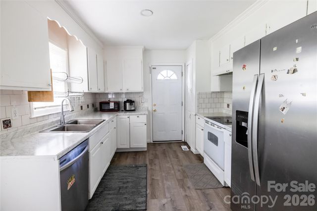 2545 Cedarwild Road, Charlotte, NC 28212