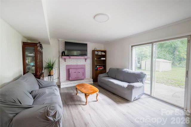 2545 Cedarwild Road, Charlotte, NC 28212
