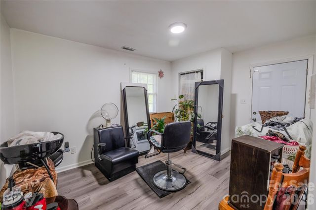 2545 Cedarwild Road, Charlotte, NC 28212