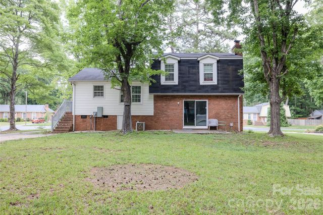 2545 Cedarwild Road, Charlotte, NC 28212