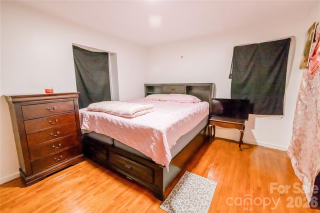 2545 Cedarwild Road, Charlotte, NC 28212