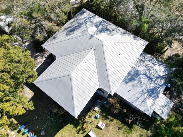 209 DENNISON ROAD, Lutz, FL 33548