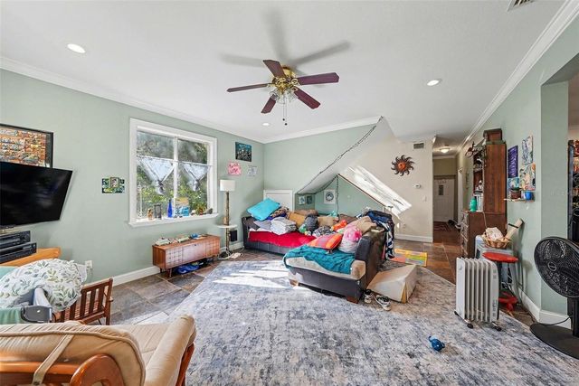 209 DENNISON ROAD, Lutz, FL 33548